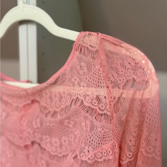 RW&CO. Pink Lace Top, M - Picture 3 of 5